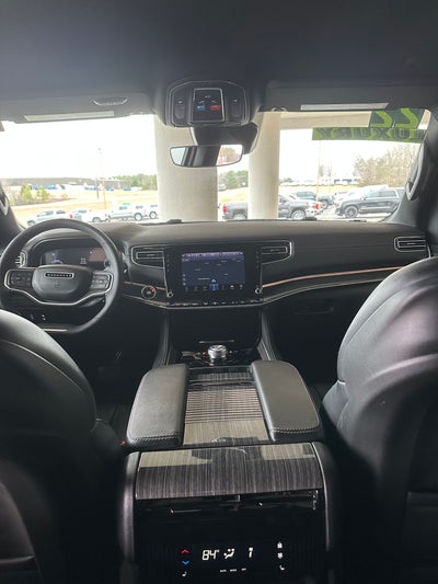 2022 Jeep Wagoneer Series III