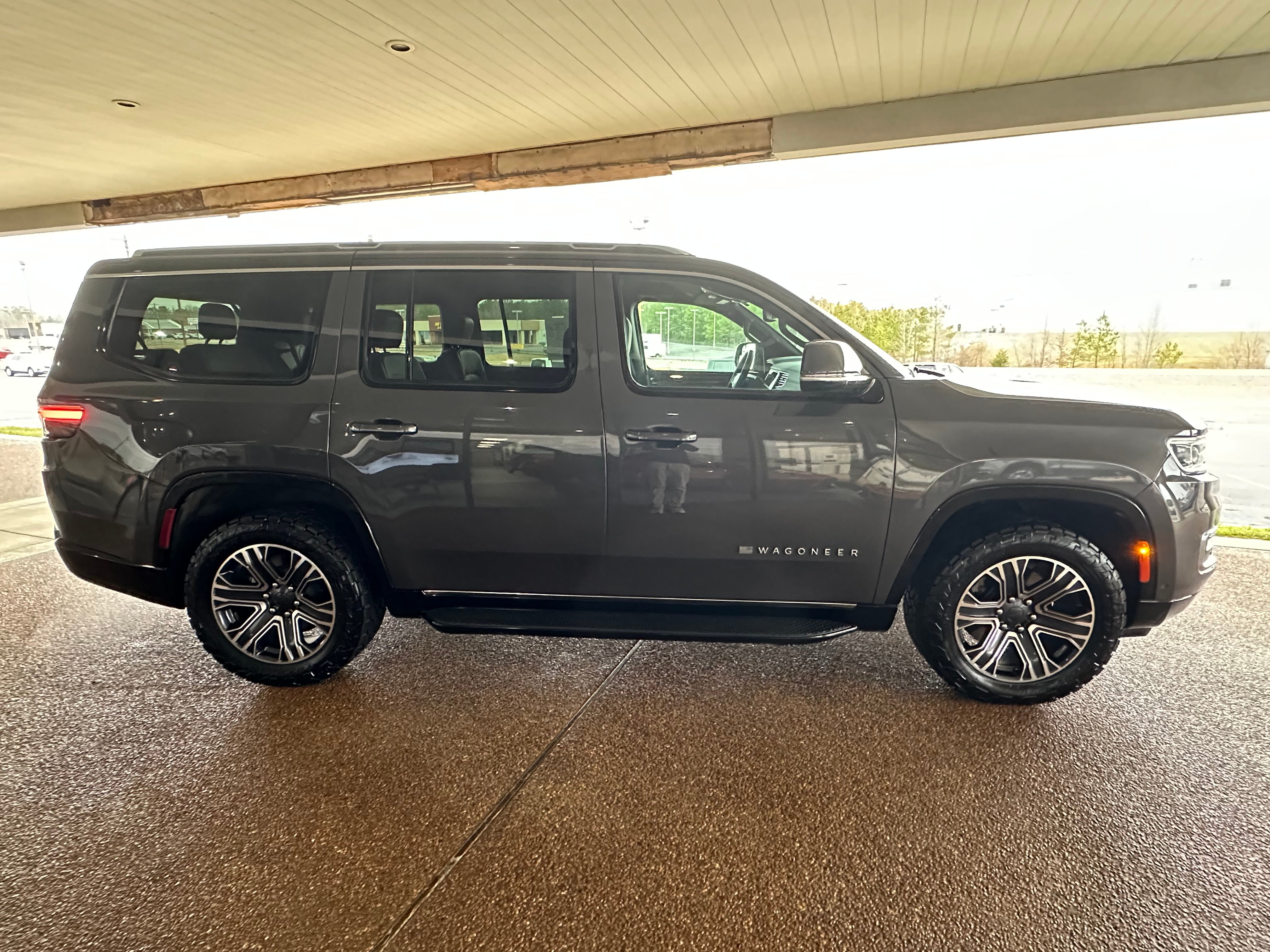 2022 Jeep Wagoneer Series III