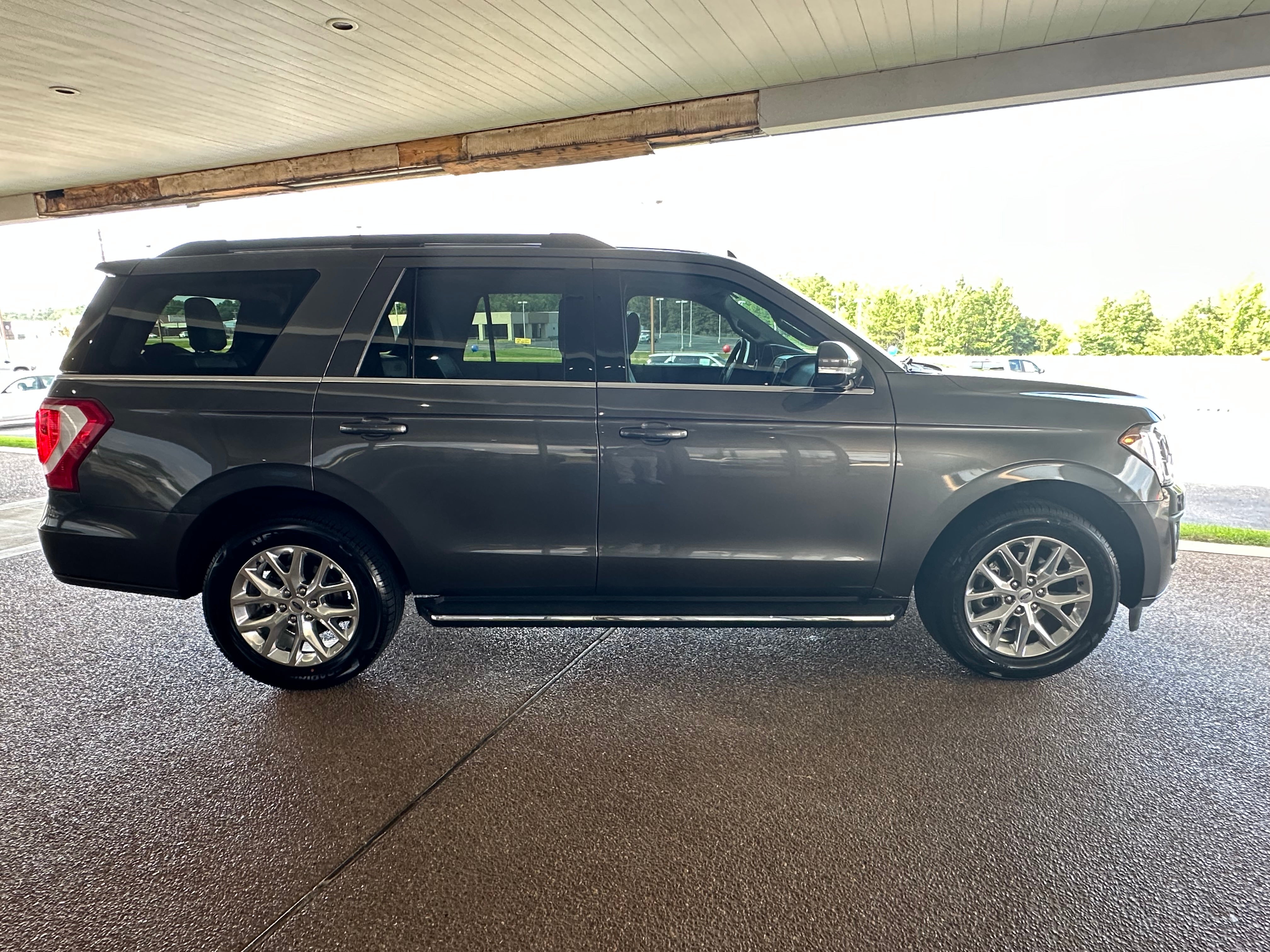 2021 Ford Expedition XLT