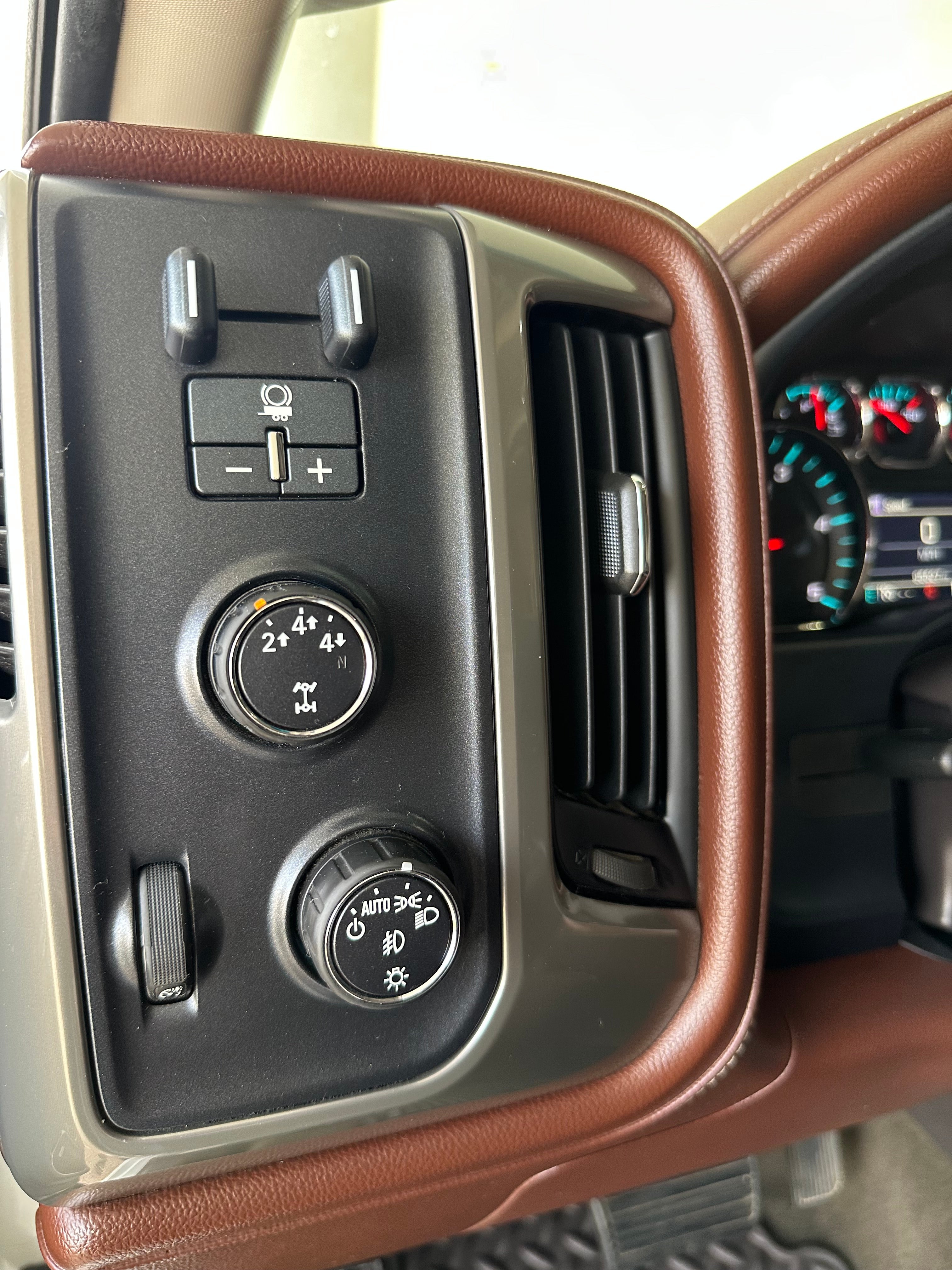 2015 Chevrolet Silverado 2500 HD High Country