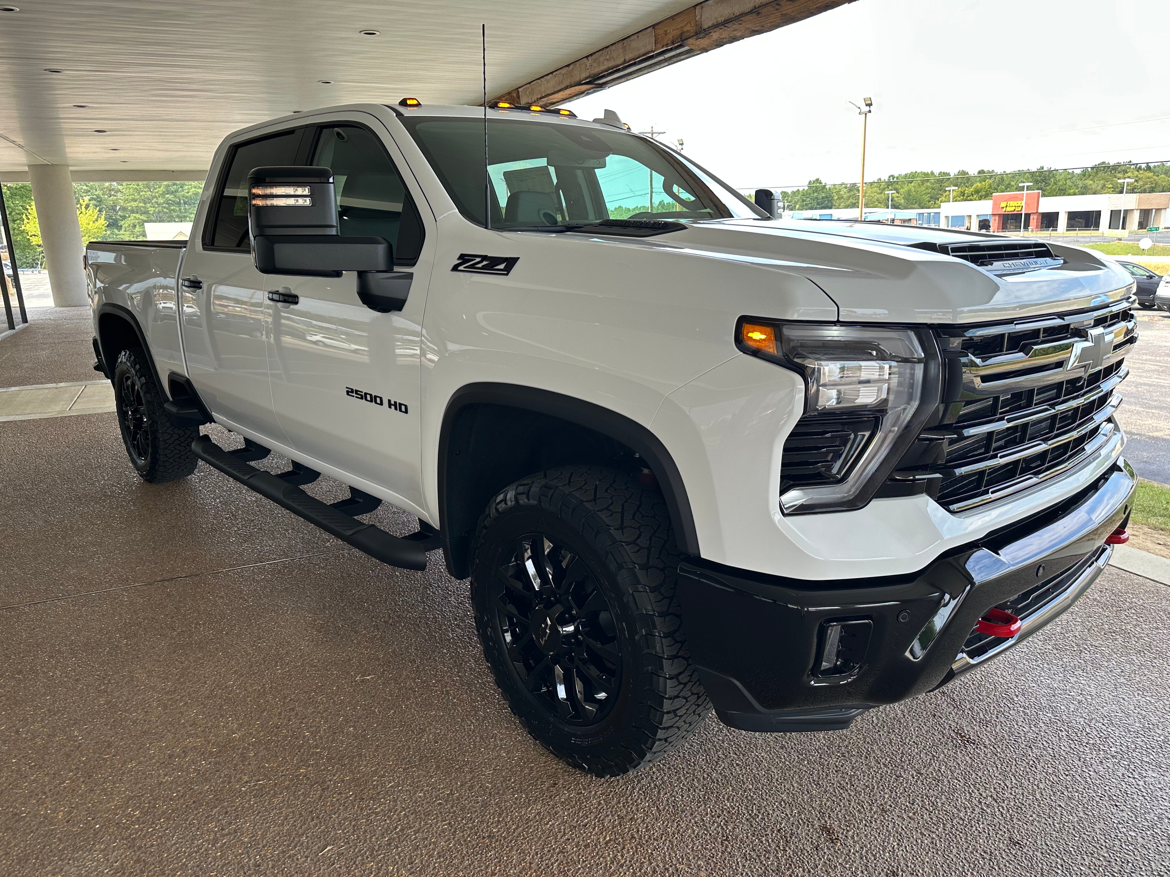 2026 Chevrolet Silverado 2500 HD LTZ - Photo 7