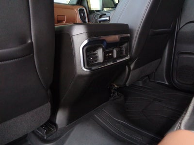 2022 Chevrolet Silverado 3500 HD High Country DRW