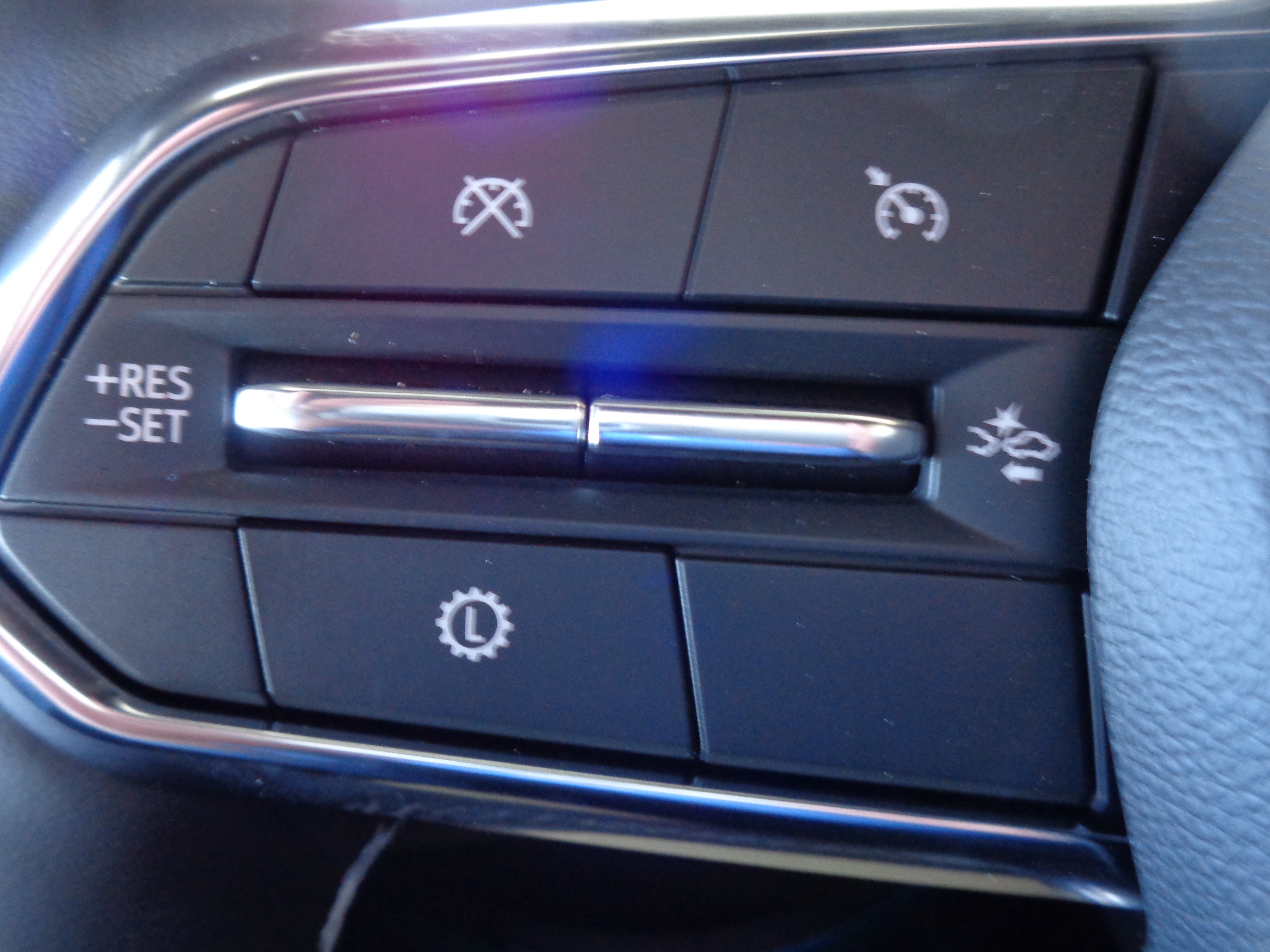 2026 Chevrolet Traverse Base