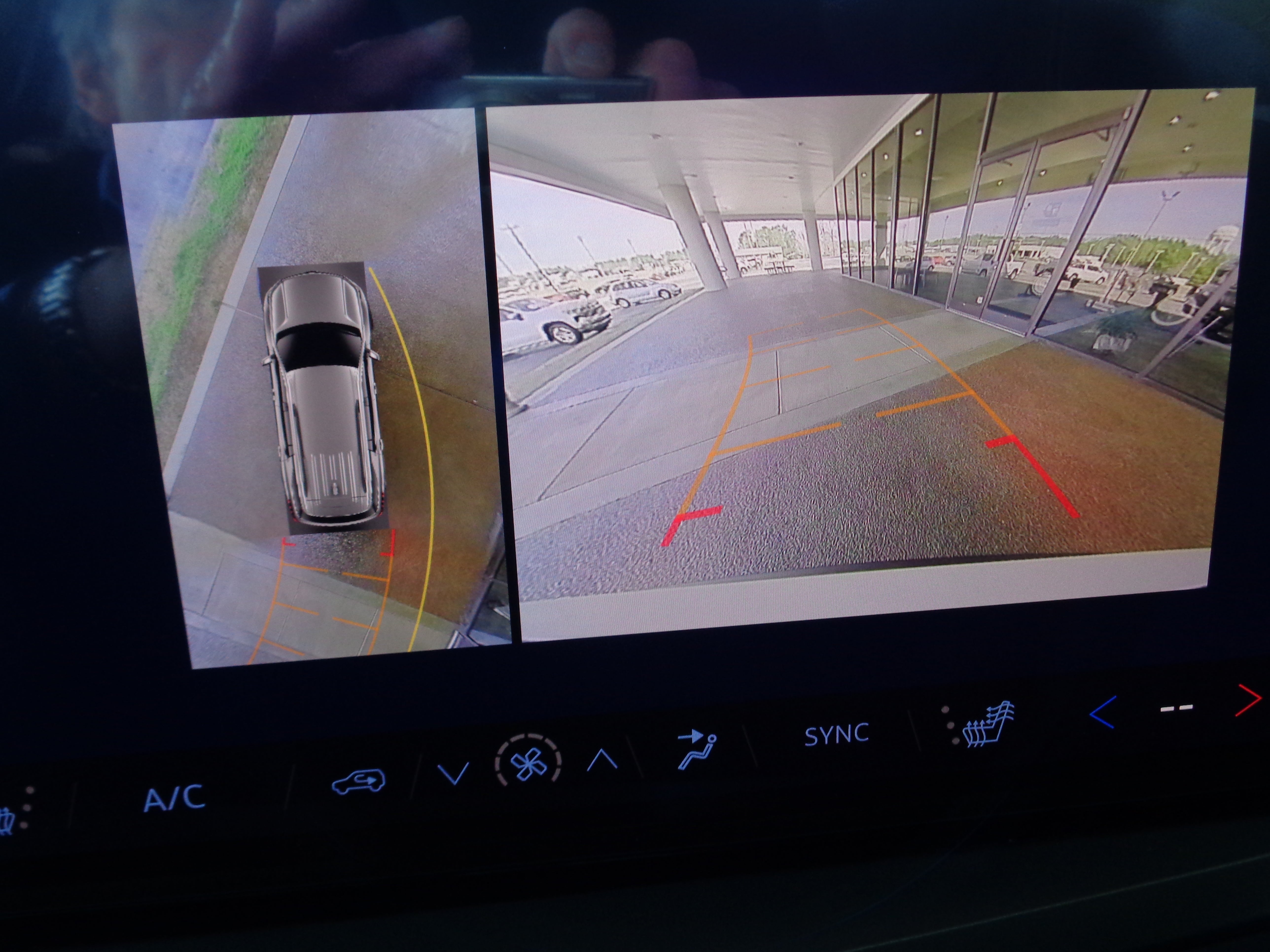 2026 Chevrolet Traverse Base