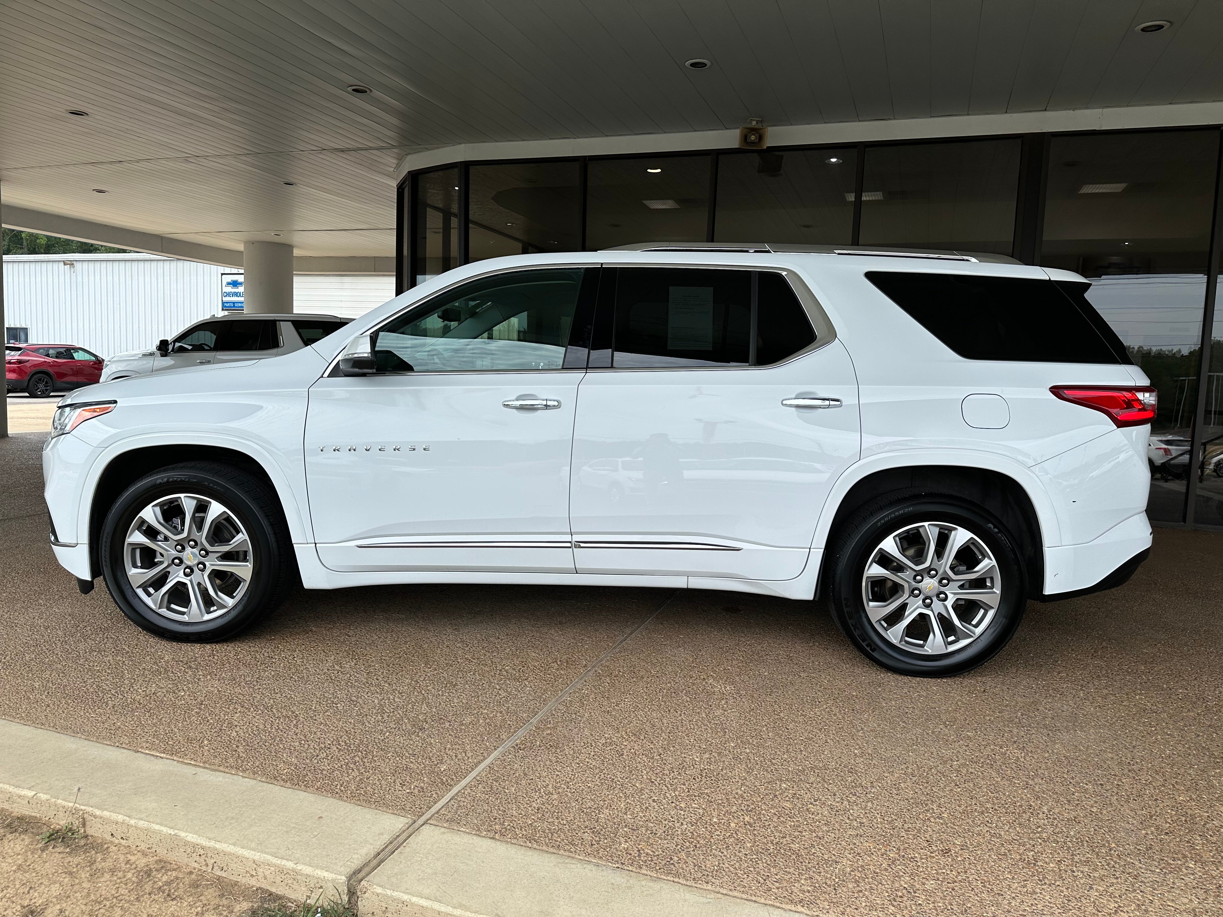 2021 Chevrolet Traverse Premier