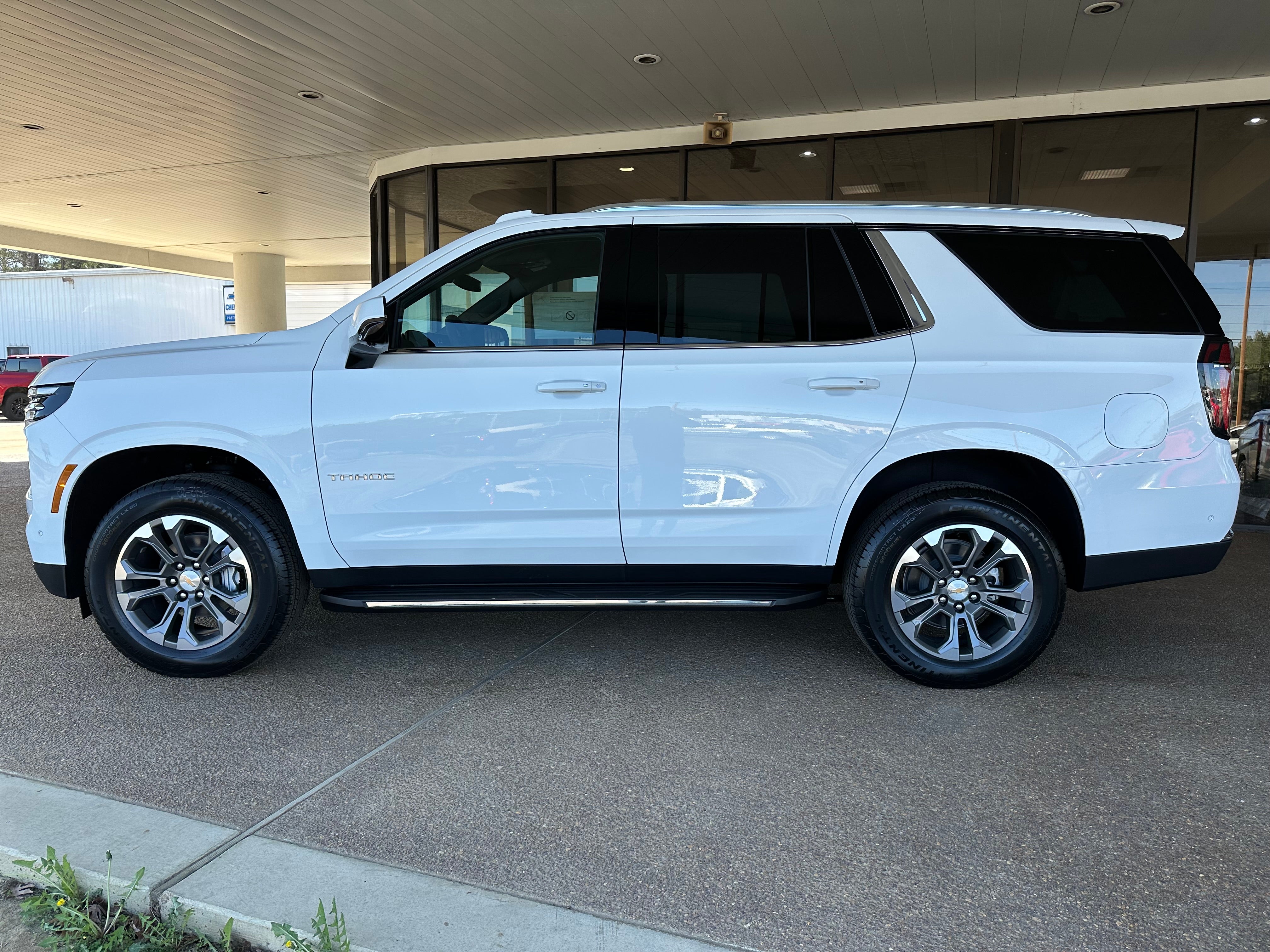 2026 Chevrolet Tahoe LS