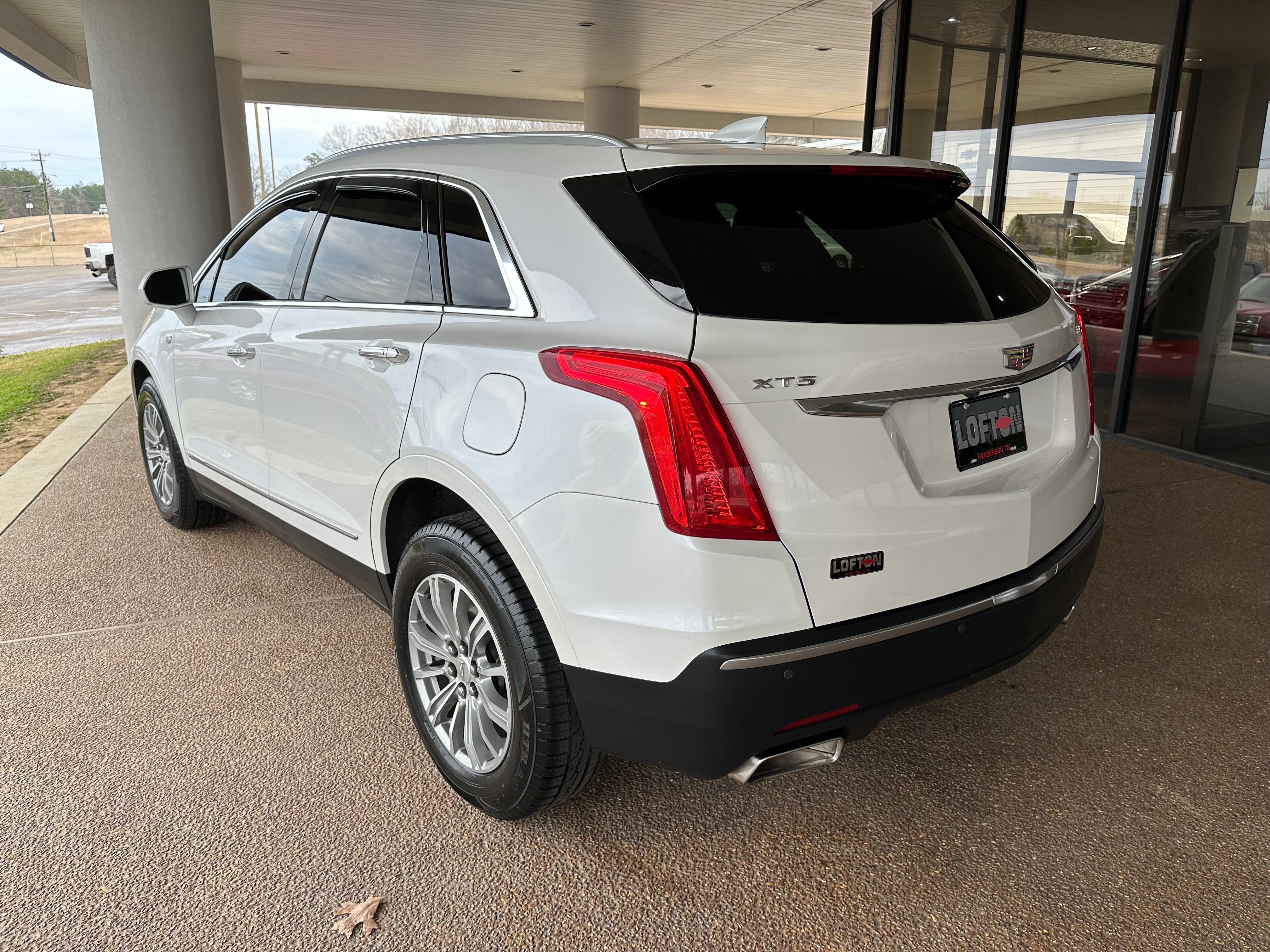 2017 Cadillac XT5 Luxury FWD