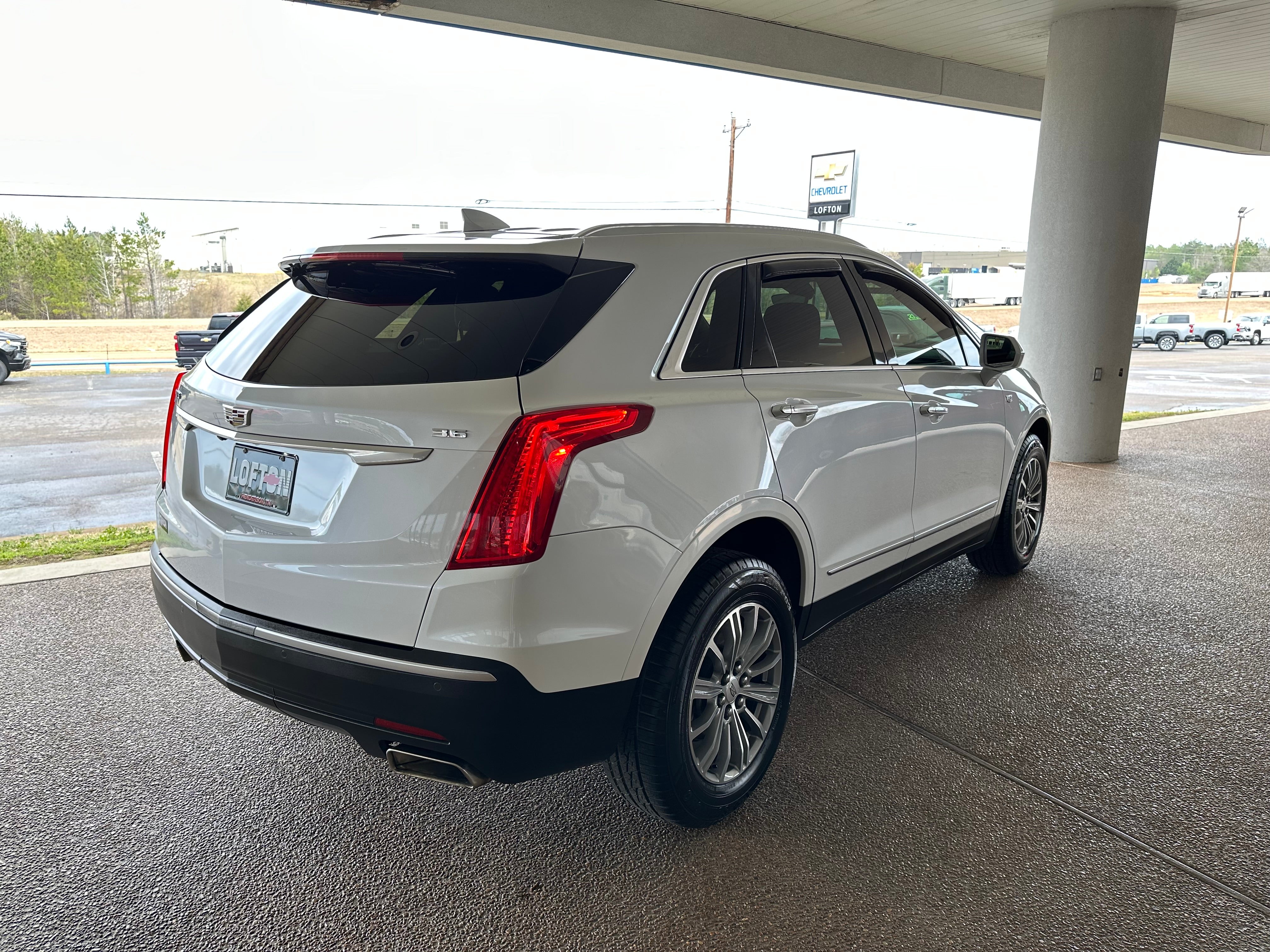 2017 Cadillac XT5 Luxury FWD