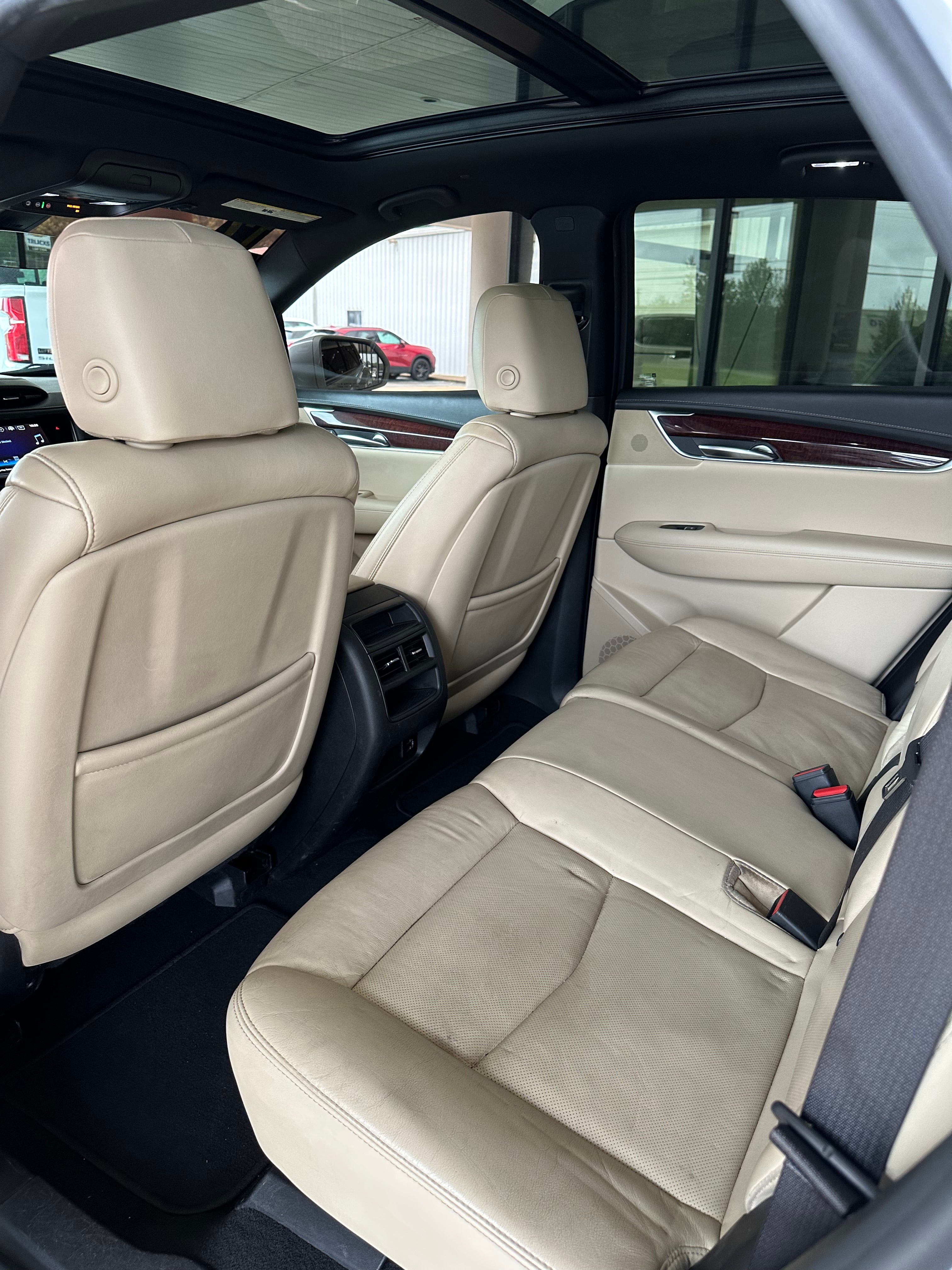 2017 Cadillac XT5 Luxury FWD