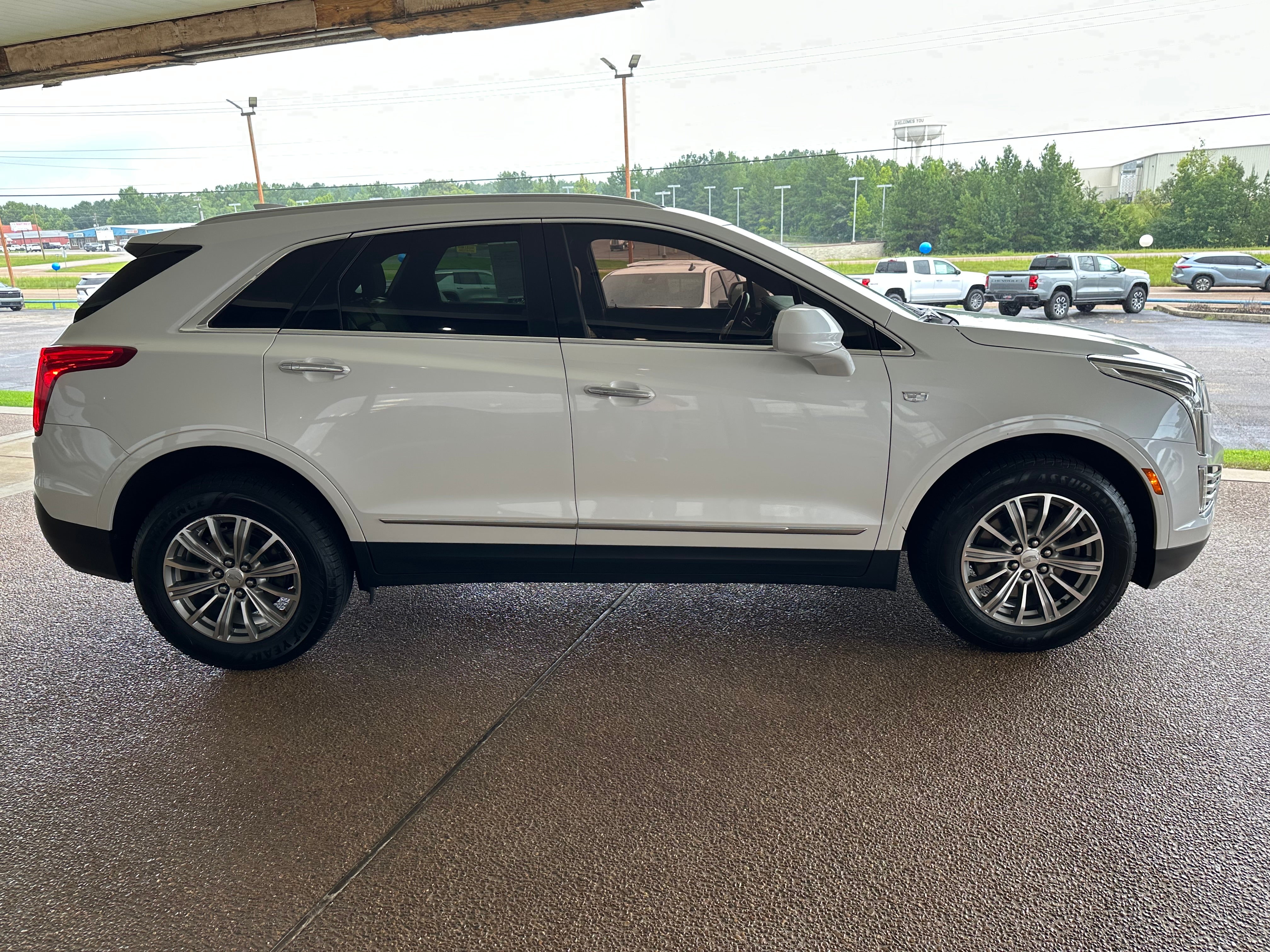 2017 Cadillac XT5 Luxury FWD