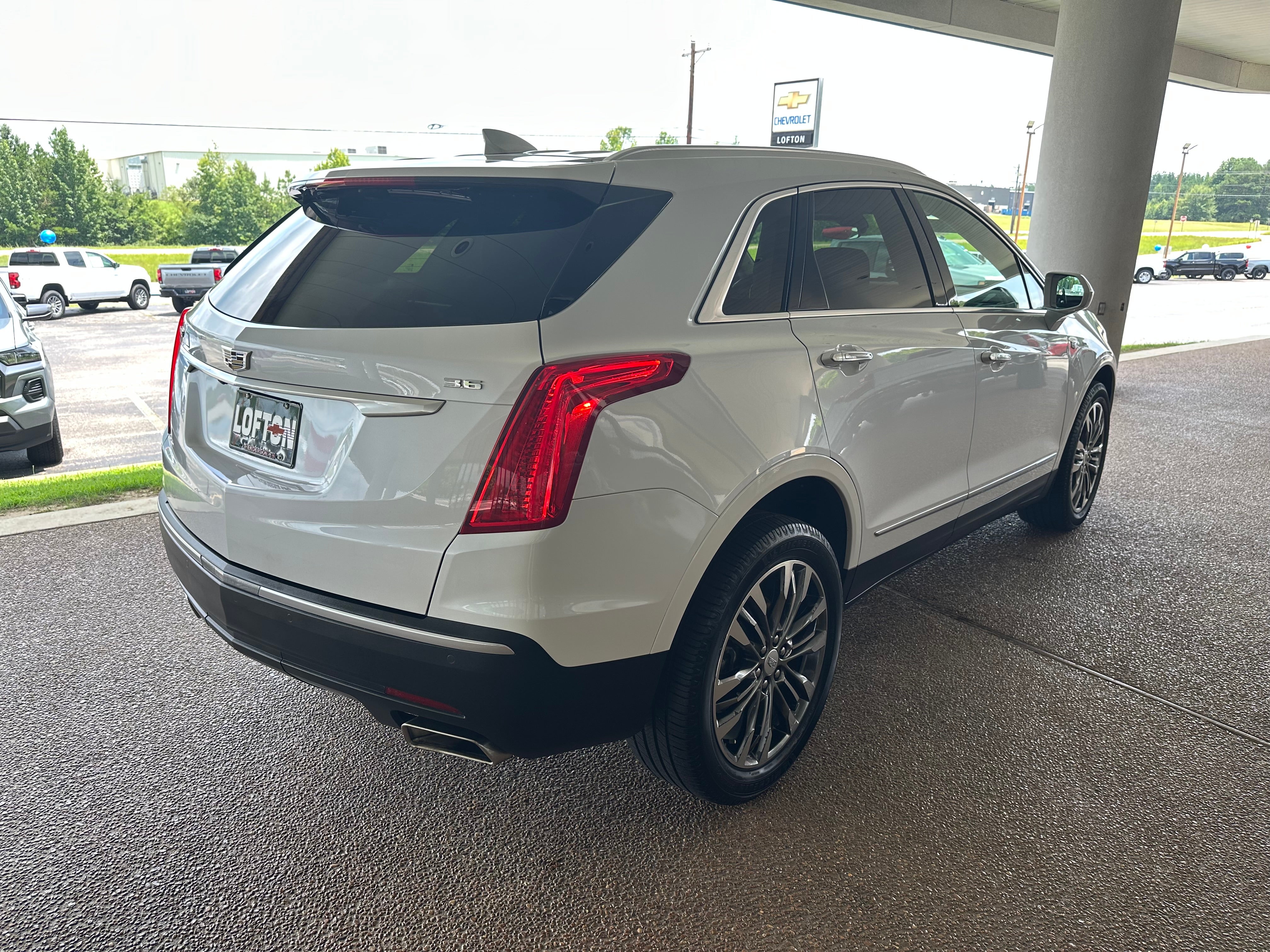 2019 Cadillac XT5 Premium Luxury FWD