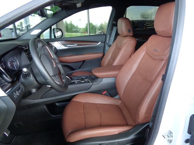 2025 Cadillac XT5 Sport