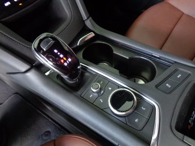 2025 Cadillac XT5 Sport