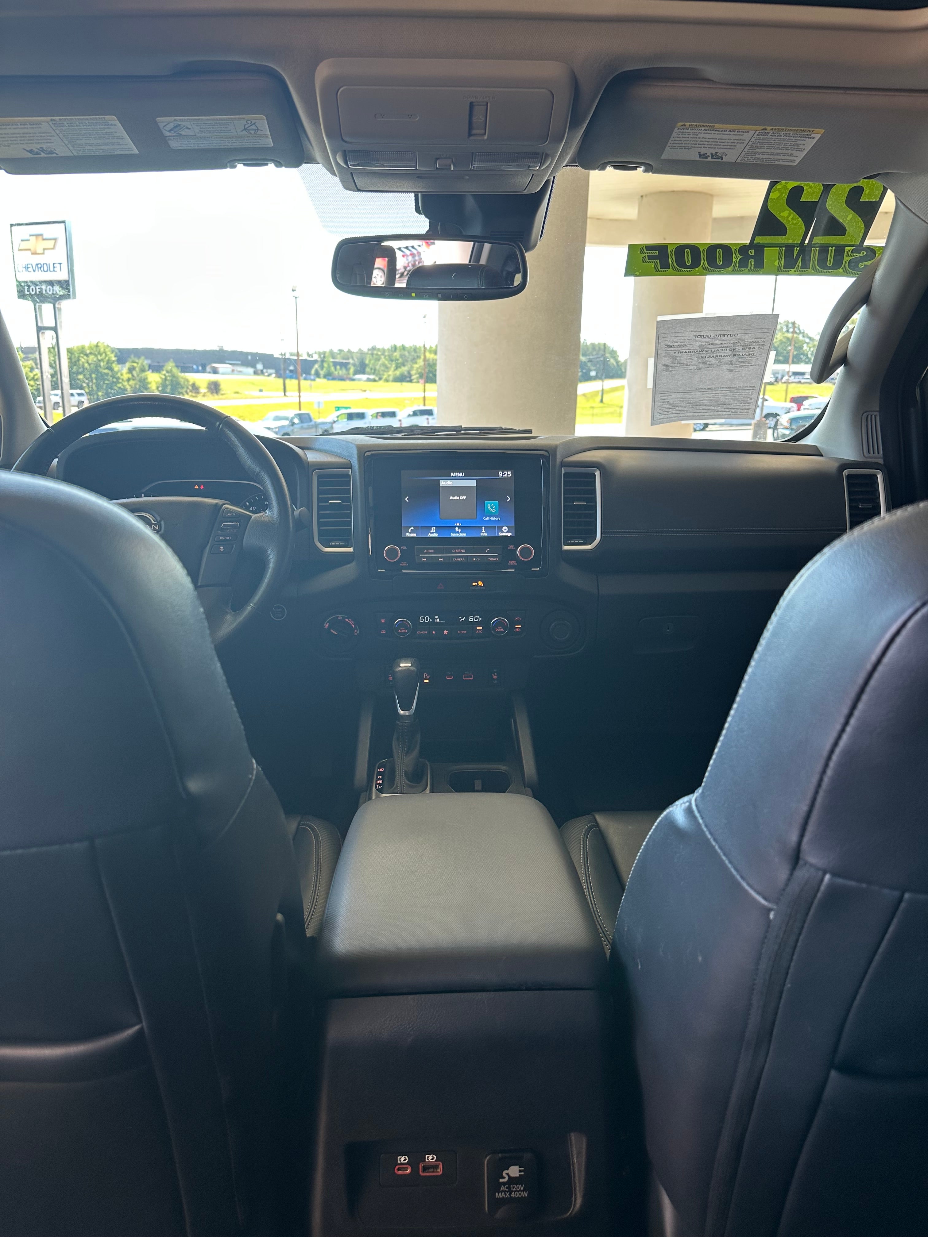 2022 Nissan Frontier SV