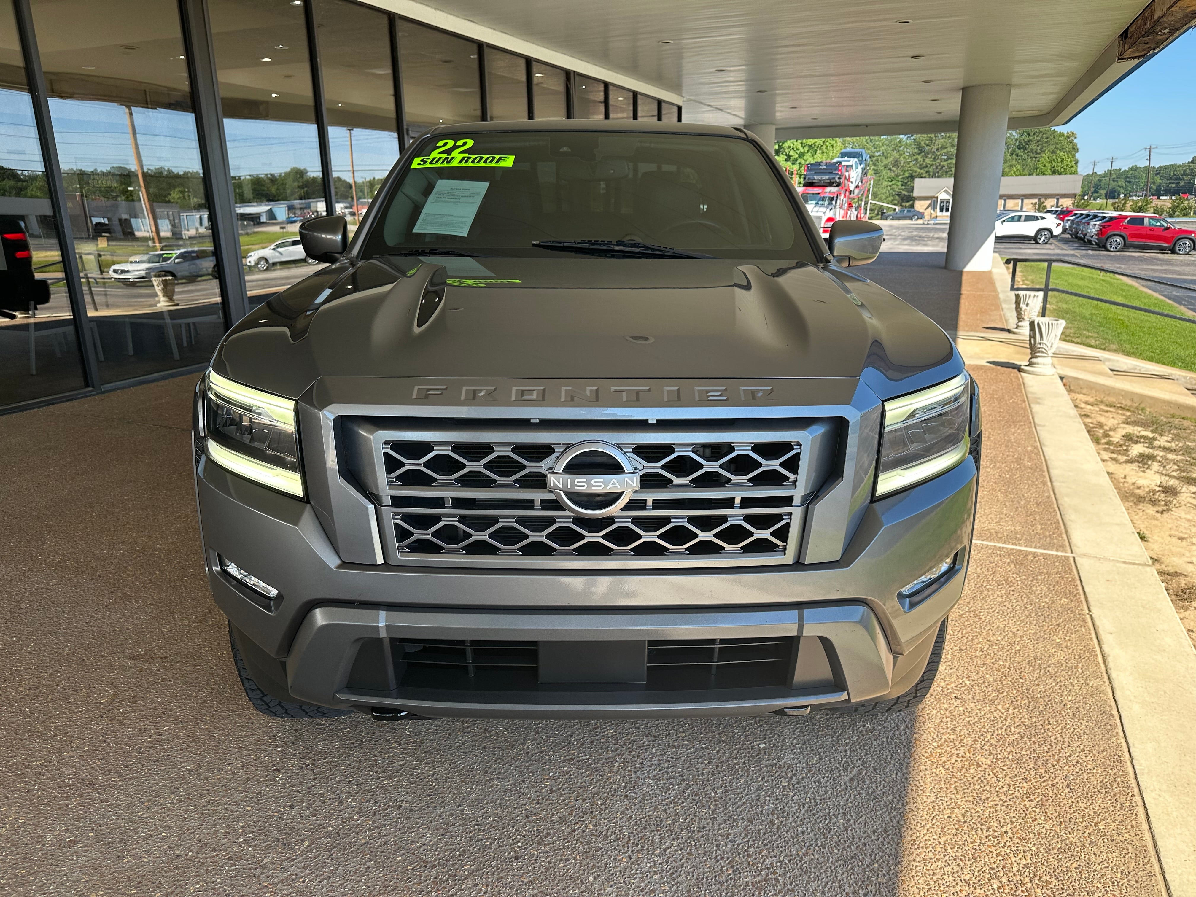 2022 Nissan Frontier SV
