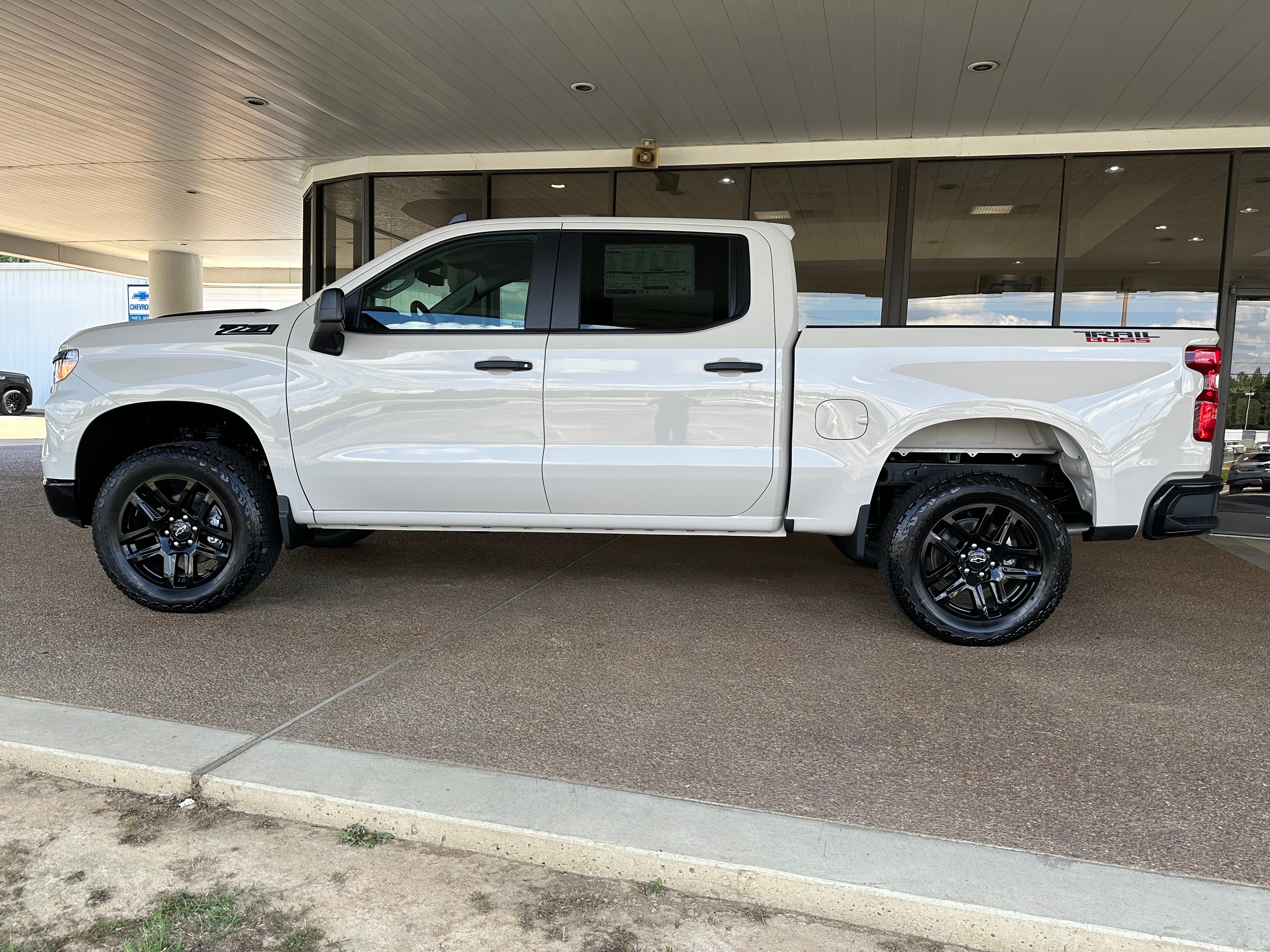 2026 Chevrolet Silverado 1500 Custom Trail Boss