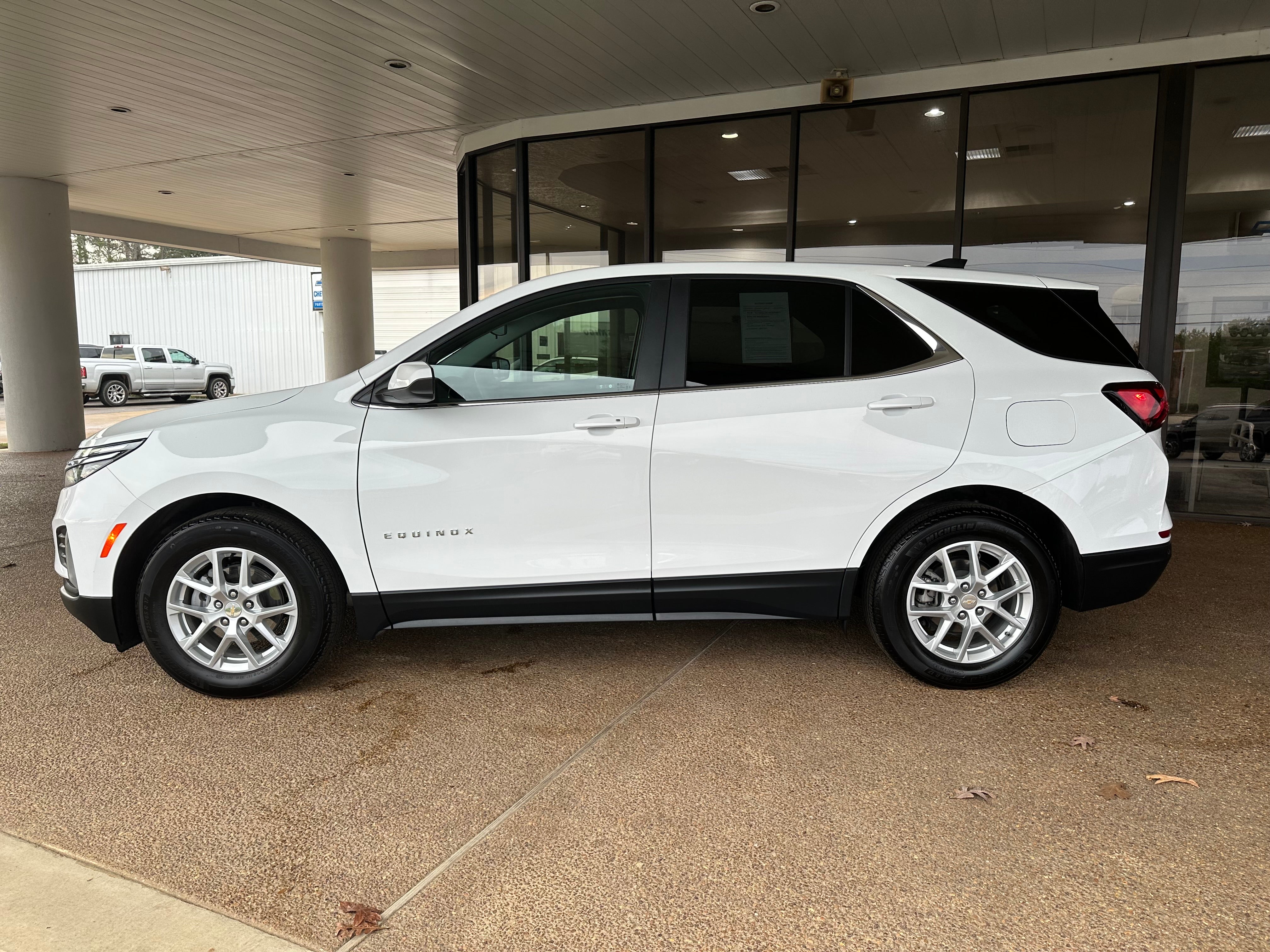 2024 Chevrolet Equinox LT