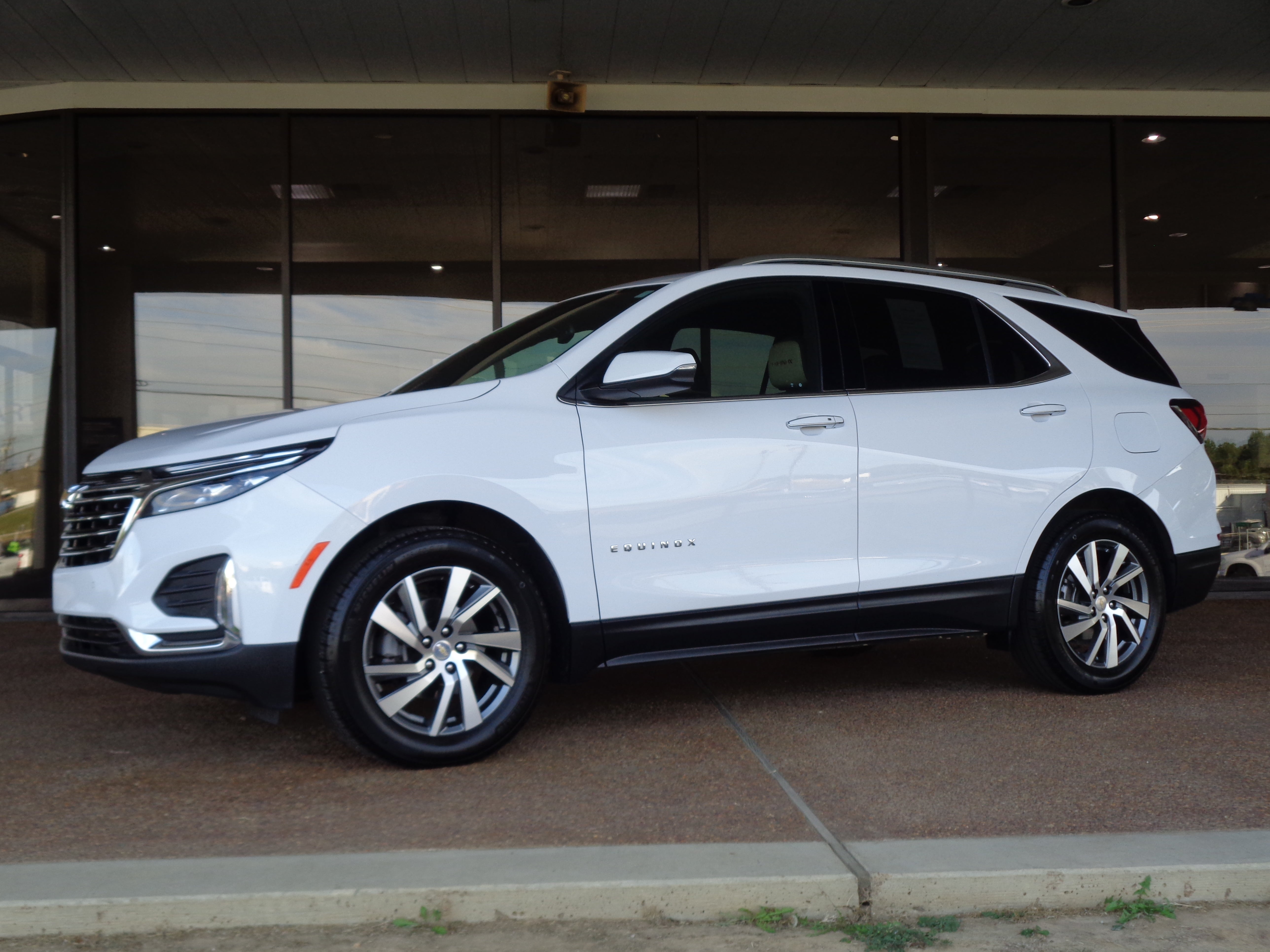 2023 Chevrolet Equinox Premier