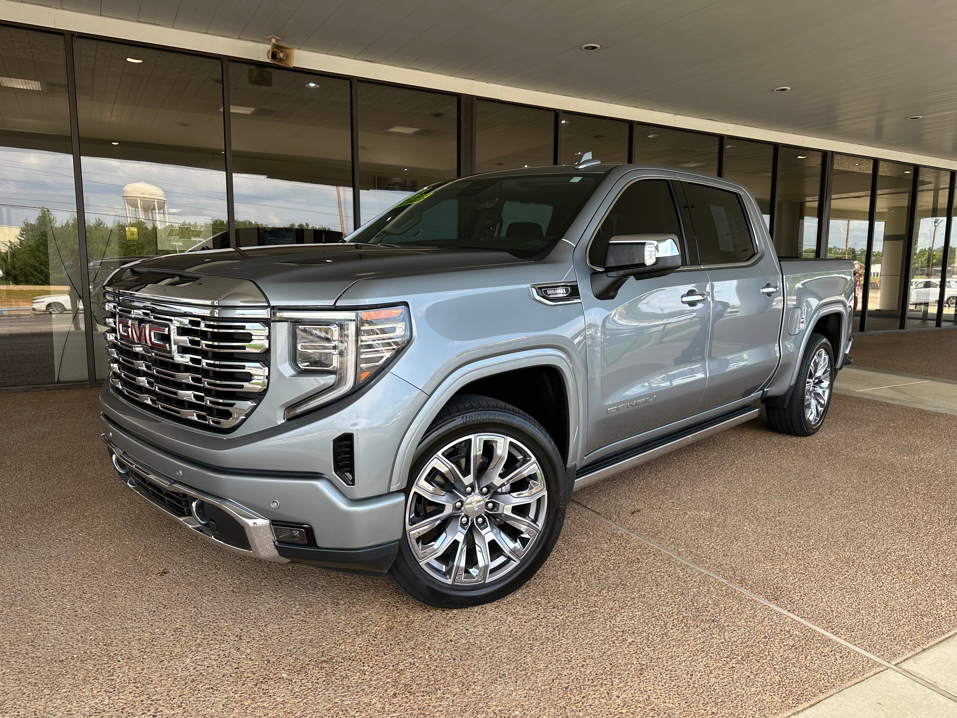 2023 GMC Sierra 1500 Denali