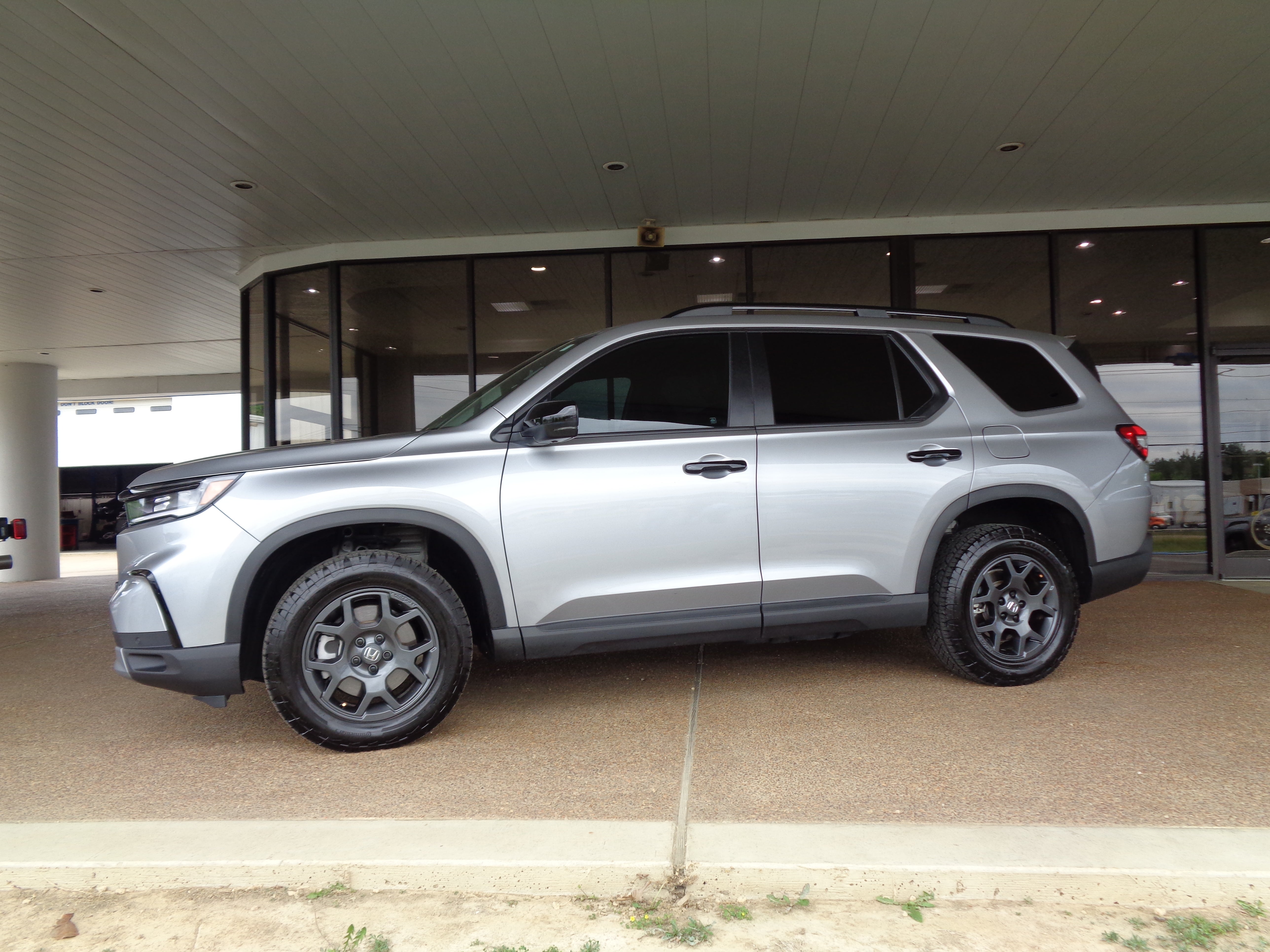 2025 Honda Pilot TrailSport