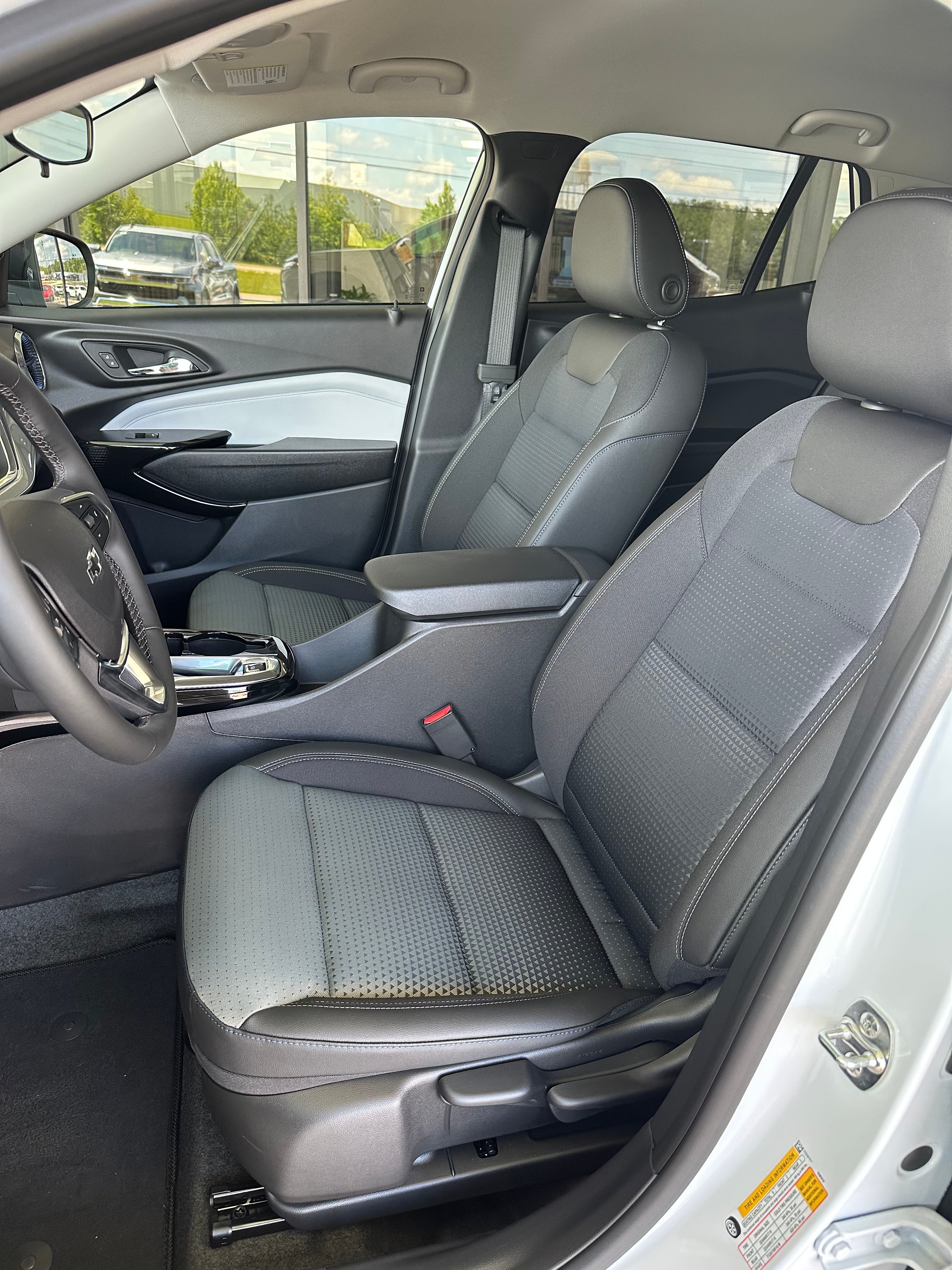 2026 Chevrolet Trax LT - Photo 14